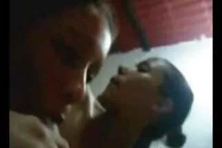 मेज पर हार्ड सनी लियोन बीएफ मूवी सेक्स